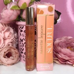 Nanette Lepore Soulful Édp Spray Travel Size 10mL Floral, Woody, Fruity *BNIB